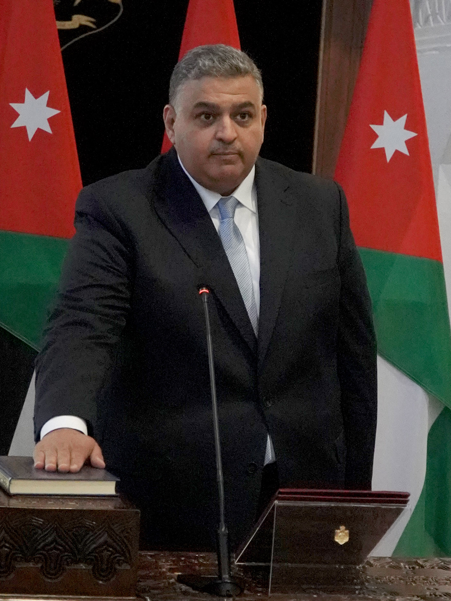 His Majesty King Abdullah II swears in new Jordanian ambassadors at Al ...