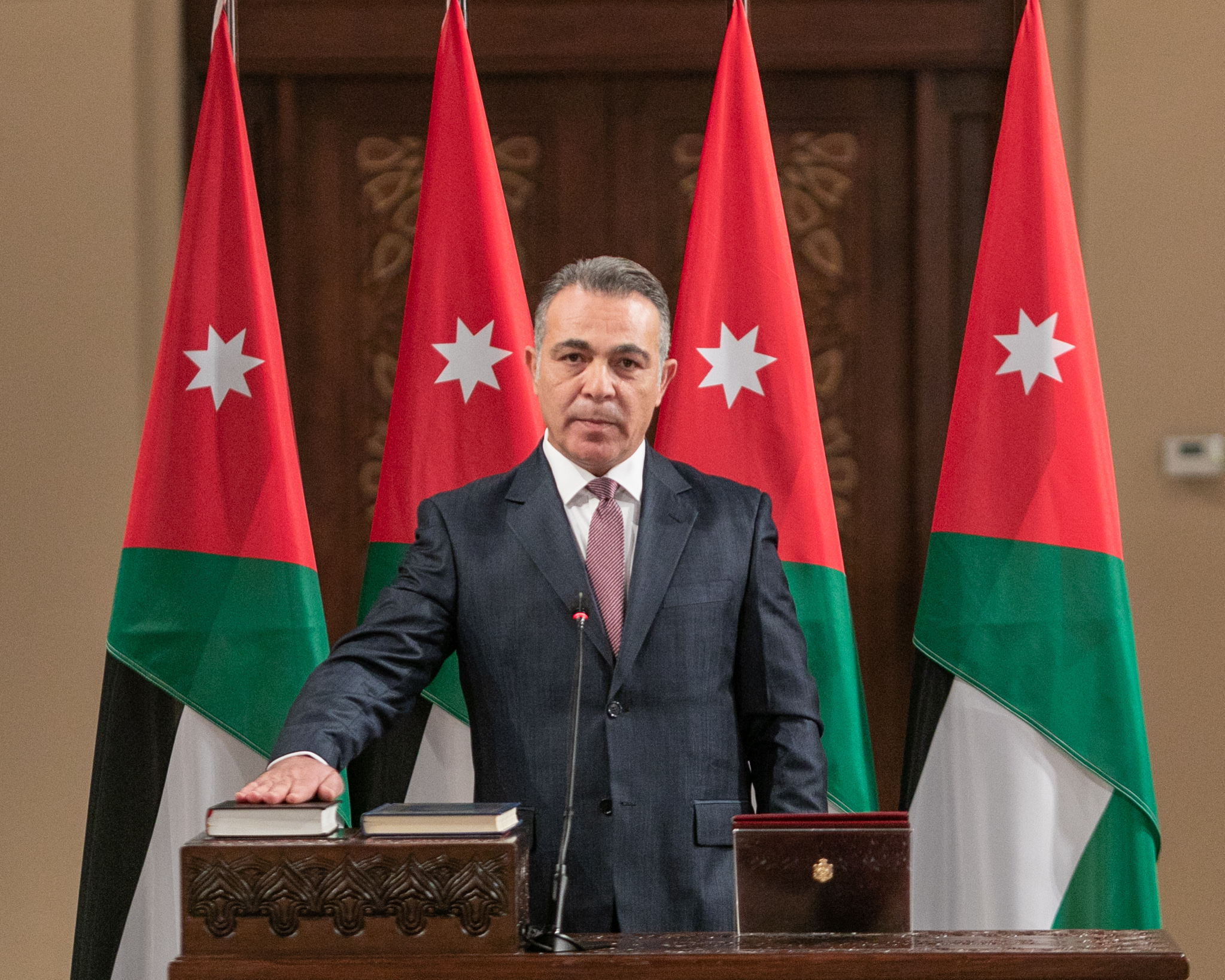 His Majesty King Abdullah II swears in new ministers at Al Husseiniya ...