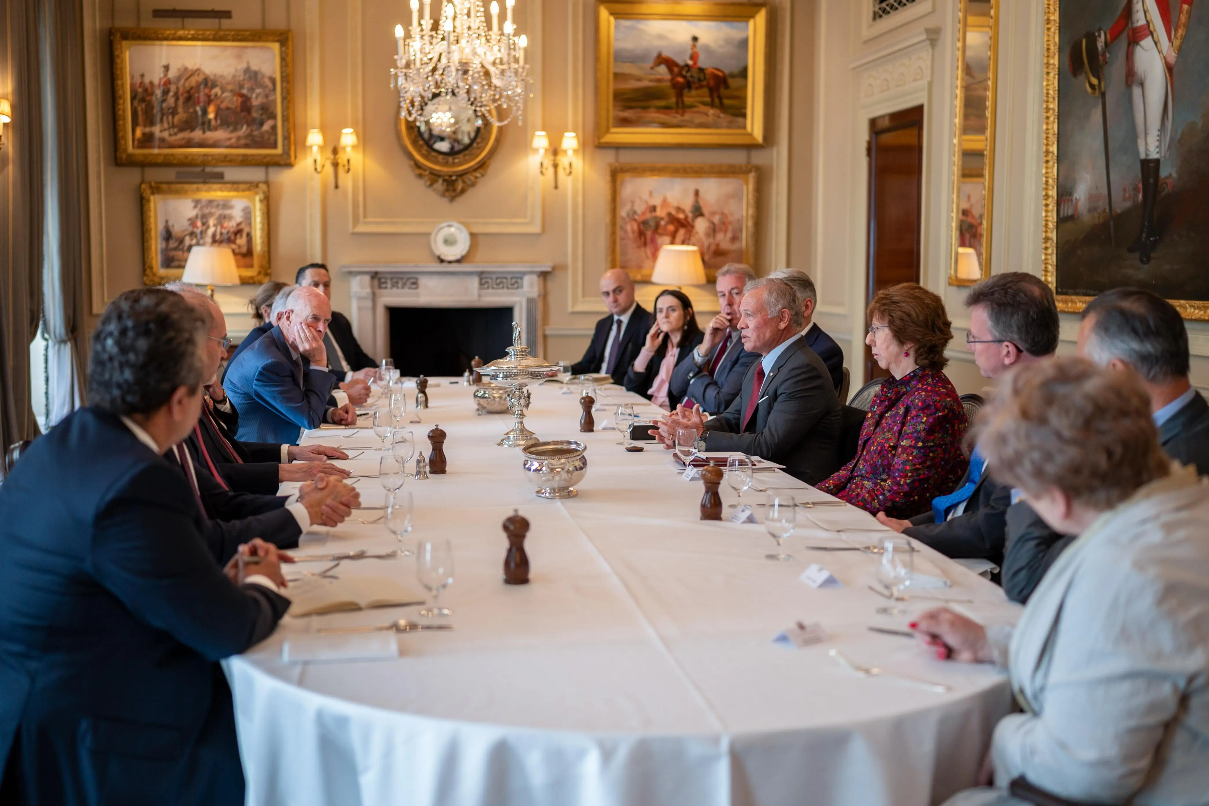 King meets with UK officials, Parliament members - The Royal Hashemite ...