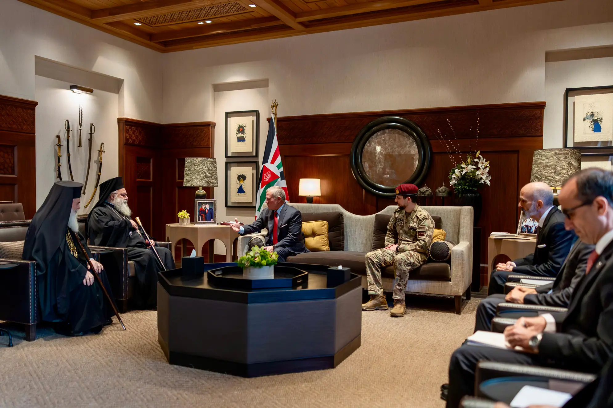 King stresses importance of restoring stability in Middle East, preserving Christian presence in region