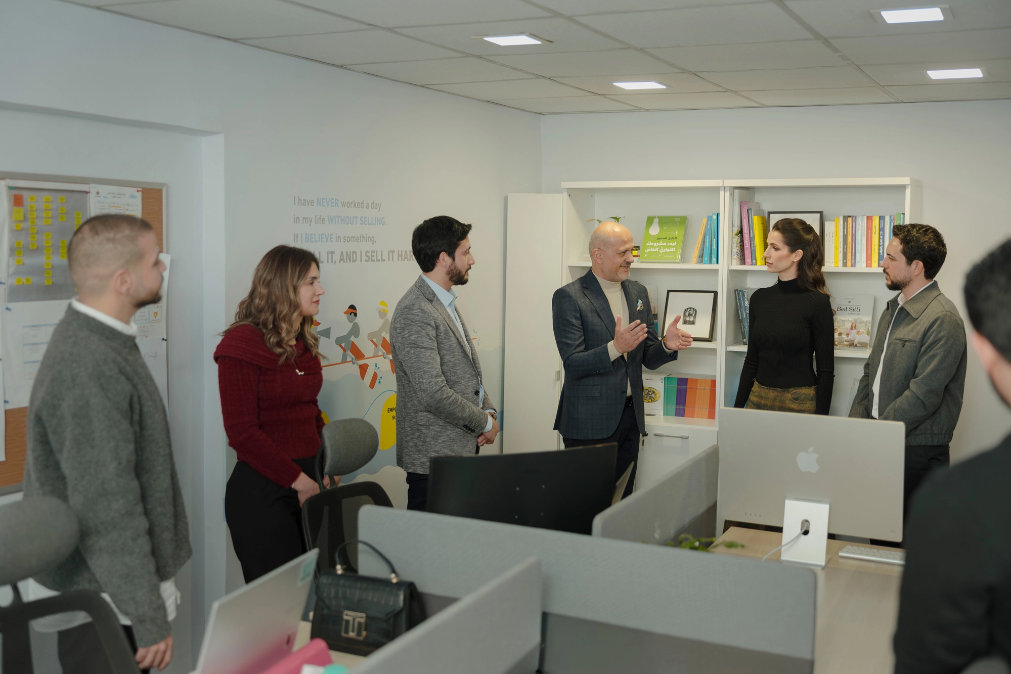 Crown Prince, Princess Rajwa visit Jabal Amman Publishers