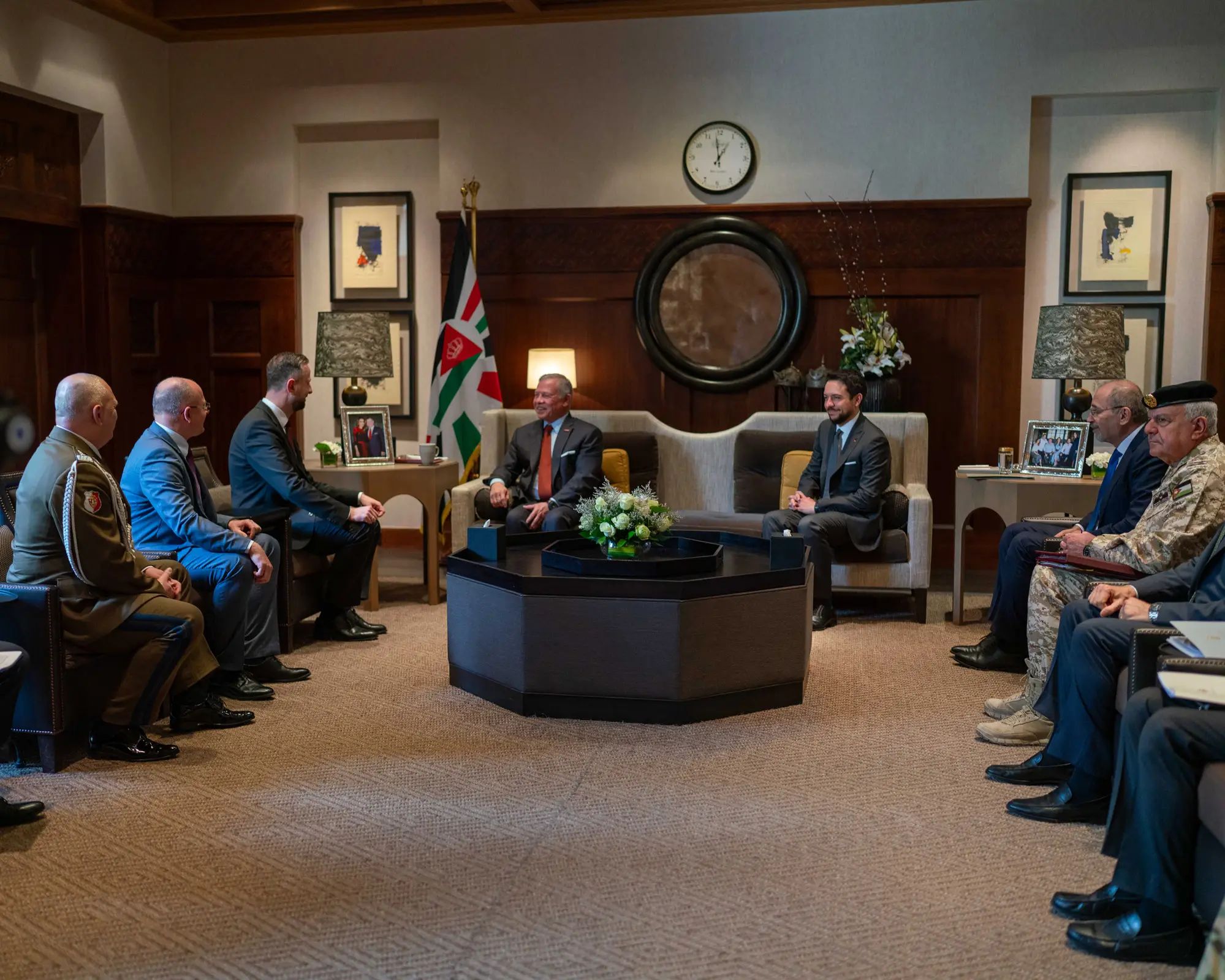 King receives Poland defence minister