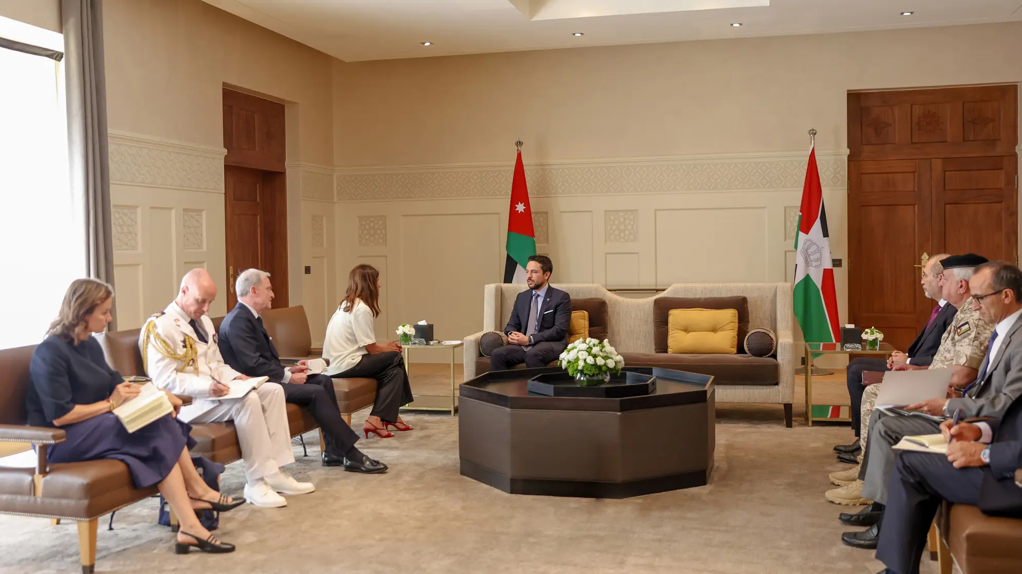 jordan-crown-prince-meets-with-france-minister-delegate-for-the-armed-forces-and-veterans-july-2026-1-3.jpg