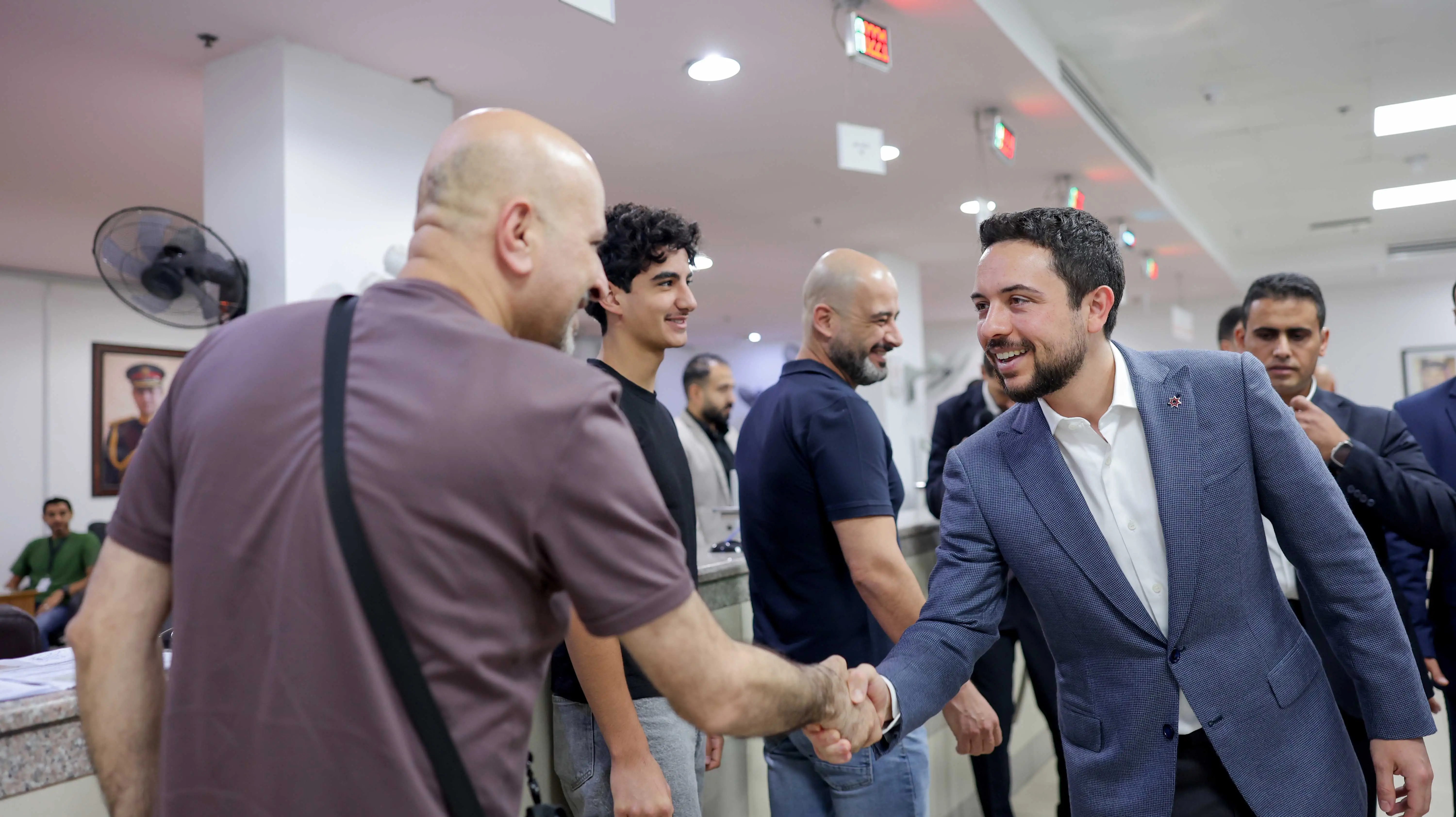 jordan-crown-prince-visits-civil-status-and-passports-department-2.jpg