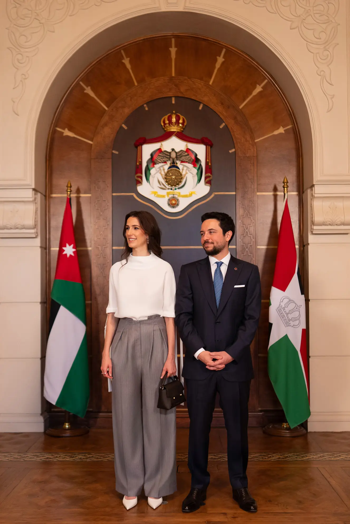 jordan-crown-prince-and-princess-rajwa-receive-top-tawjihi-achievers-2026-4.jpg
