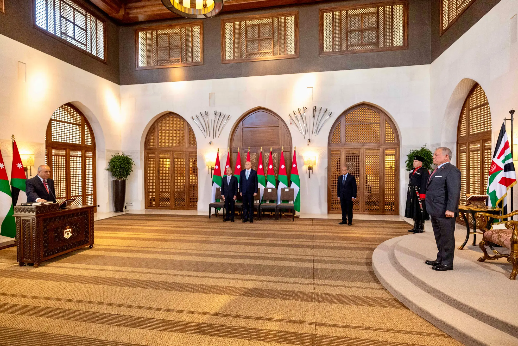 jordan-his-majesty-king-abdullah-ii-swears-in-azmi-mahafzah-as-minister-of-education-and-human-resource-development-1.jpg