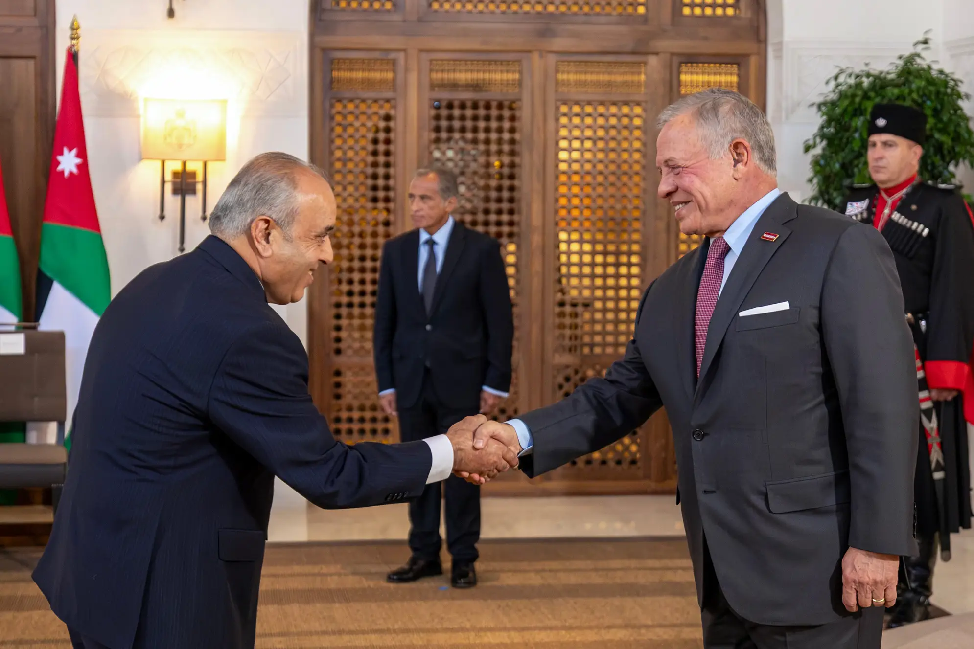 jordan-his-majesty-king-abdullah-ii-swears-in-azmi-mahafzah-as-minister-of-education-and-human-resource-development-2.jpg