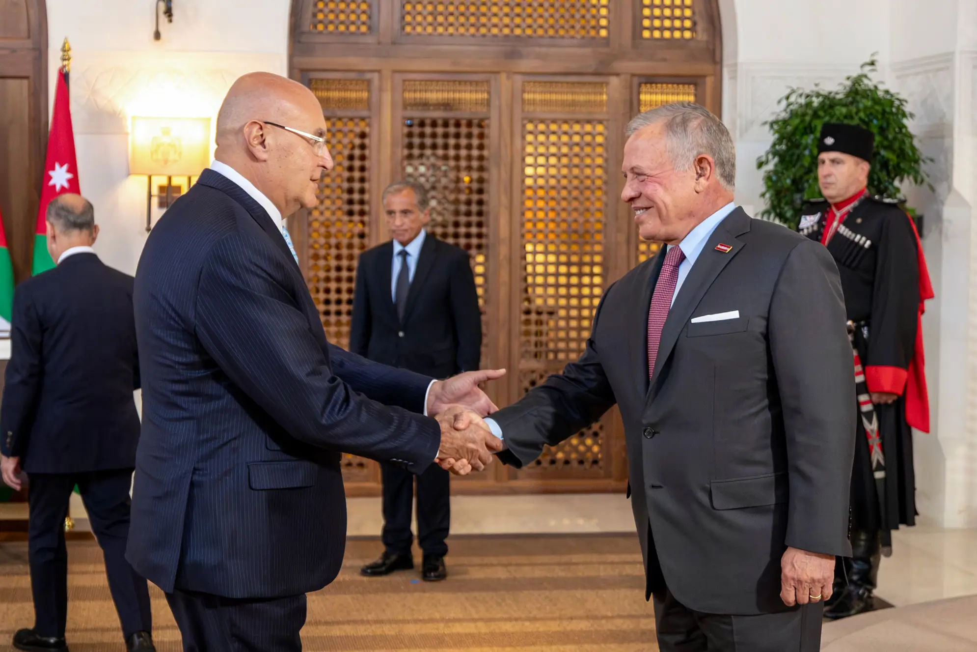 jordan-his-majesty-king-abdullah-ii-swears-in-muhannad-shehadeh-as-deputy-prime-minister-and-minister-of-state-for-economic-affairs-2.jpg