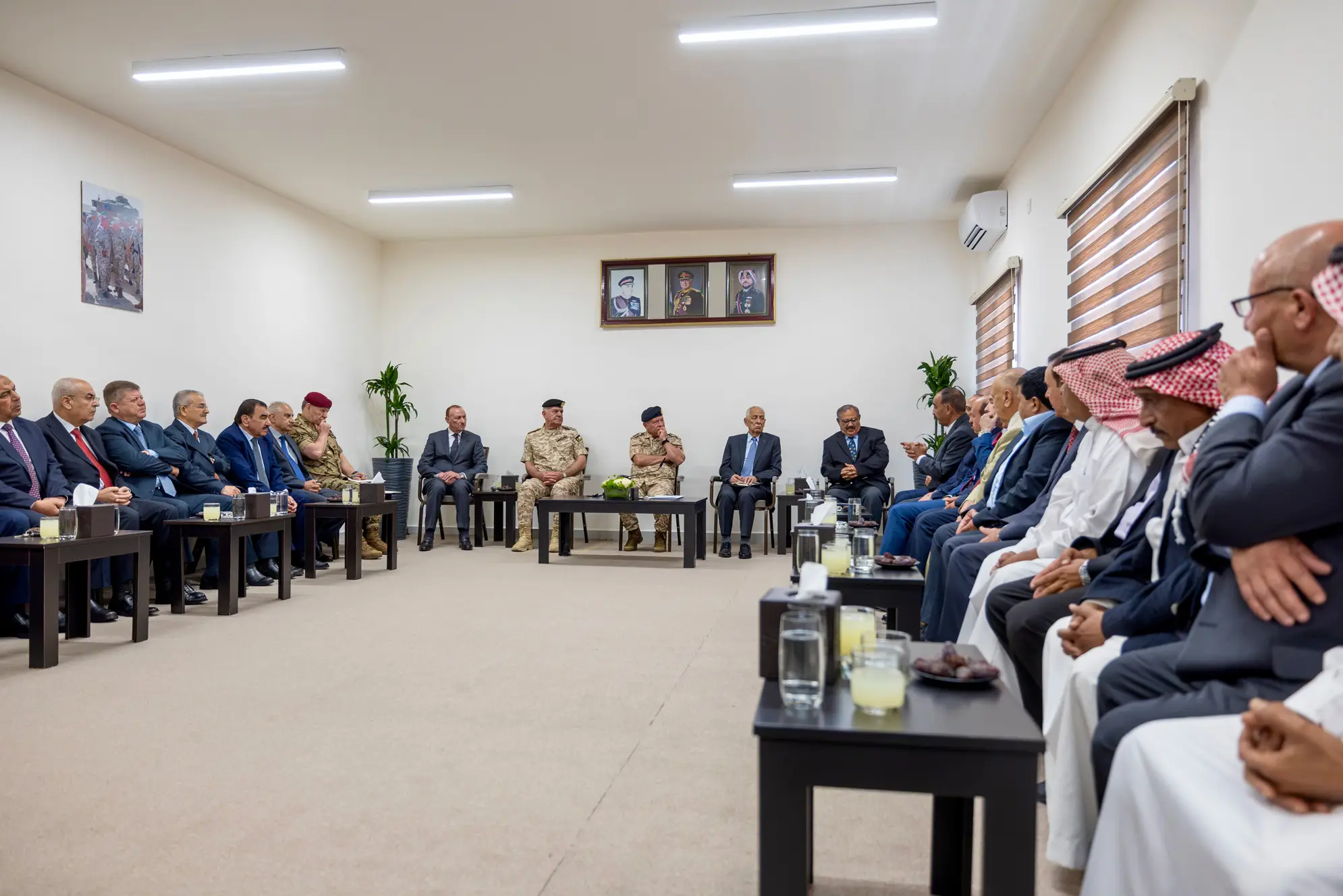 jordan-king-meets-with-retired-military-personnel-august-2026-4.jpg