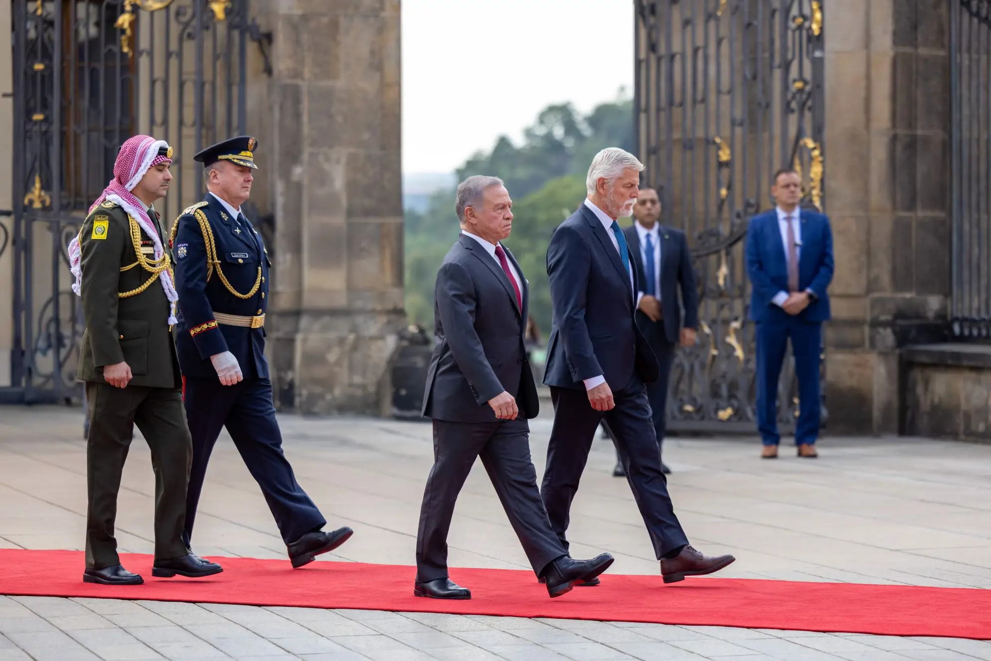 king-holds-talks-with-czech-republic-president-in-prague-4.jpg