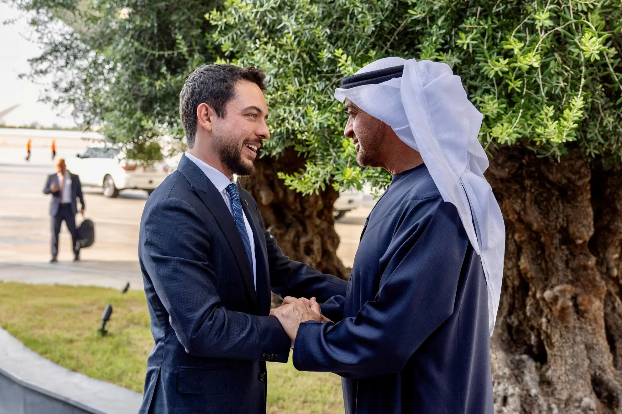 king-holds-talks-with-uae-president-in-abu-dhabi-september-2026-3.jpg
