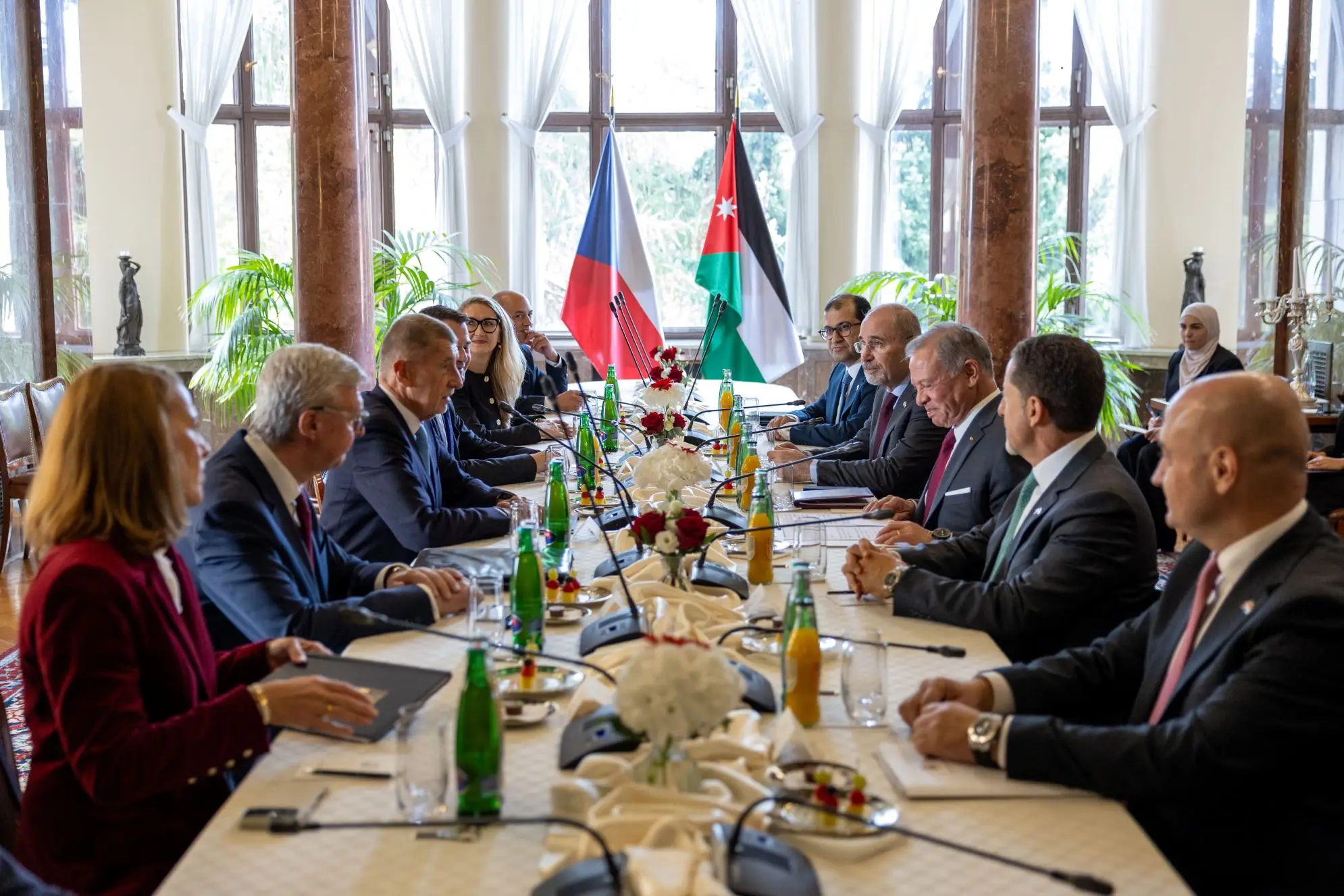king-meets-with-prime-minister-of-czech-republic-in-prague-2.jpg