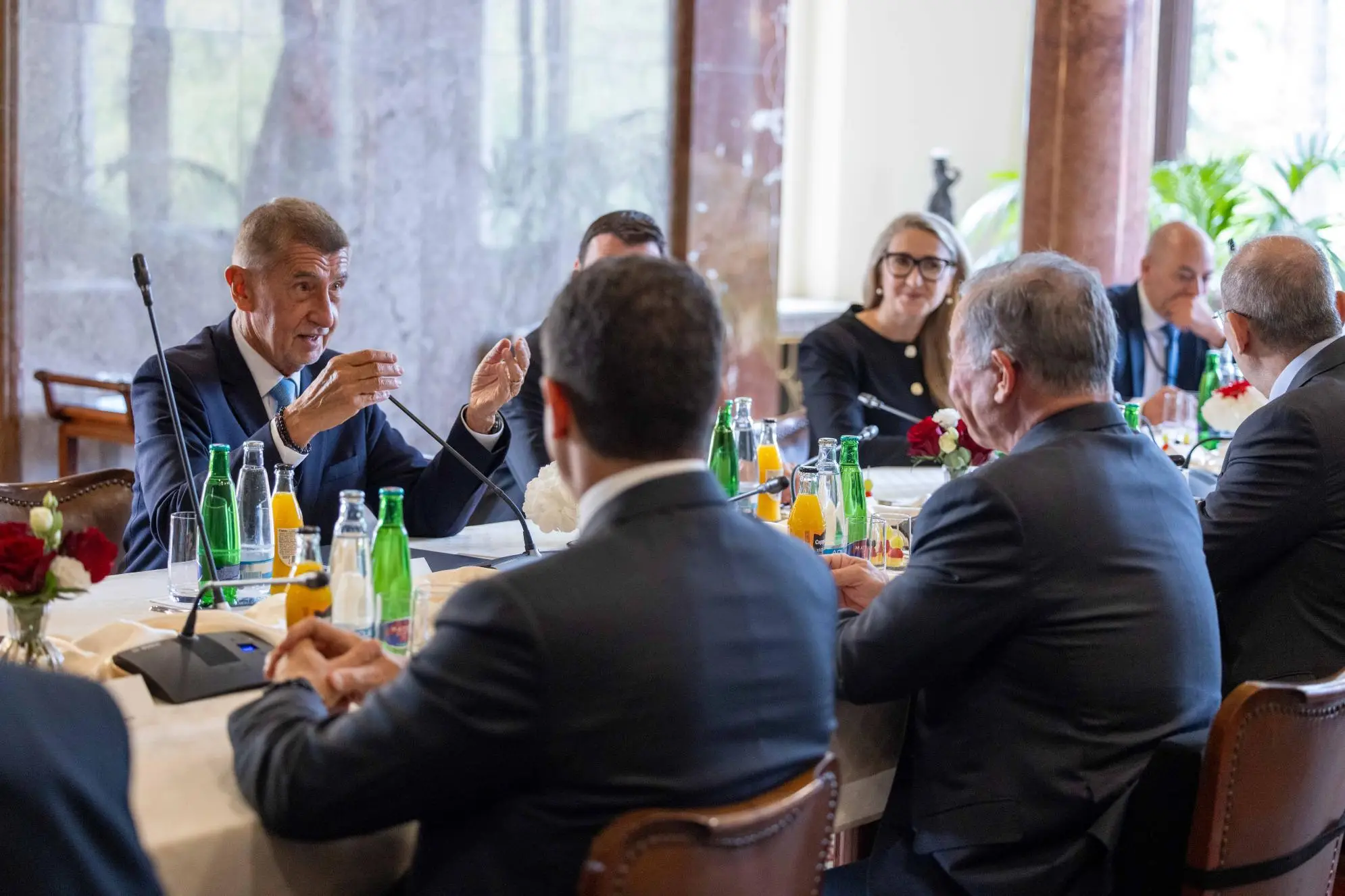 king-meets-with-prime-minister-of-czech-republic-in-prague-7.jpg